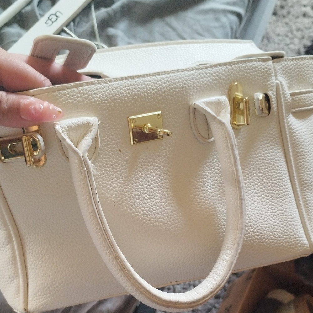 Elegant Cream Handbag